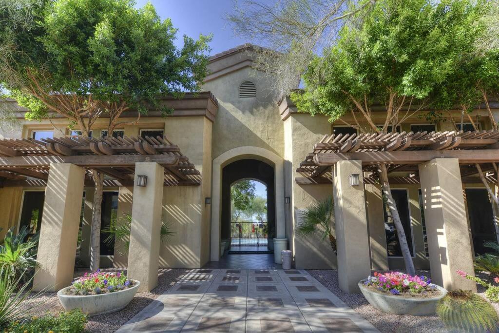 Luxury Vacation By Meridian Condoresorts Scottsdale
