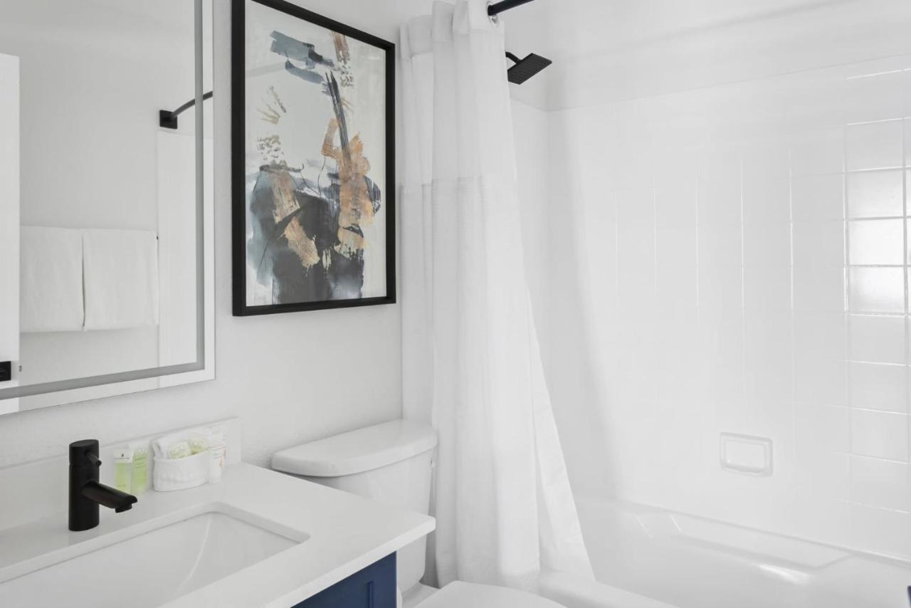 Spacious Modern At Hideaway North Close To Kierland Commons Apartment *