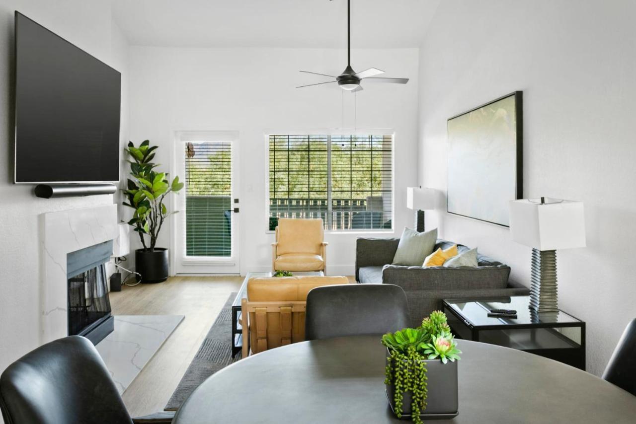 Spacious Modern At Hideaway North Close To Kierland Commons Apartment *