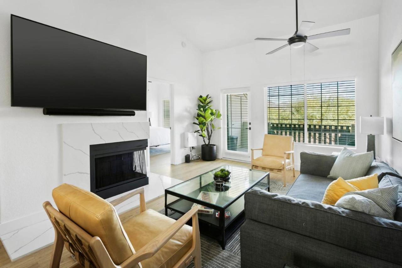 Spacious Modern At Hideaway North Close To Kierland Commons *