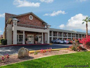 Howard Johnson By Wyndham Old Town Scottsdale