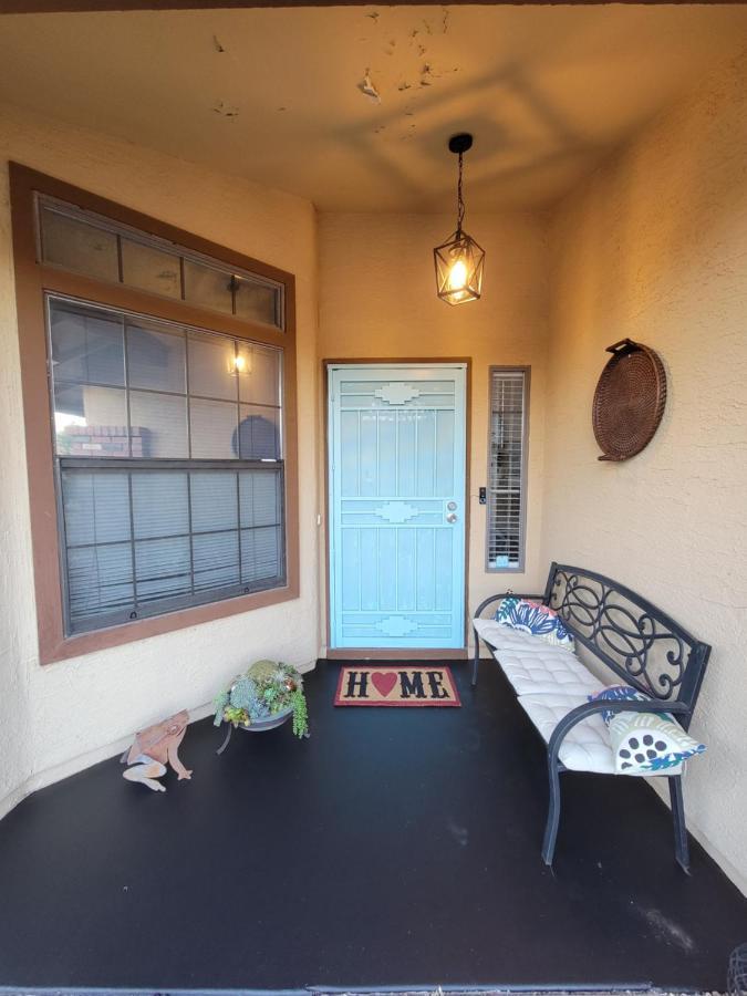 Unique Arizona Style 4-bed Retreat W/ Private Pool Holiday home *