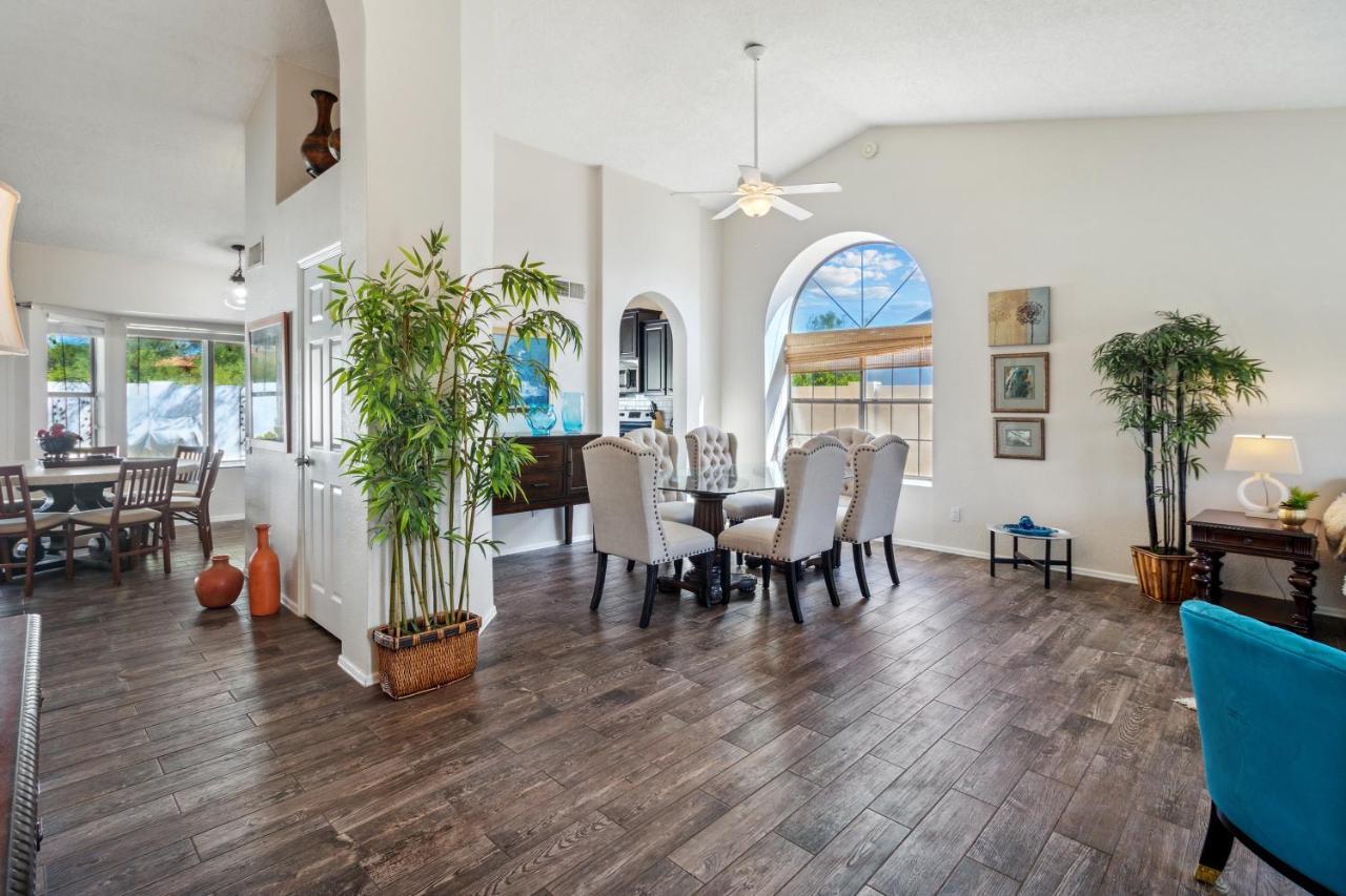 Unique Arizona Style 4-bed Retreat W/ Private Pool Scottsdale