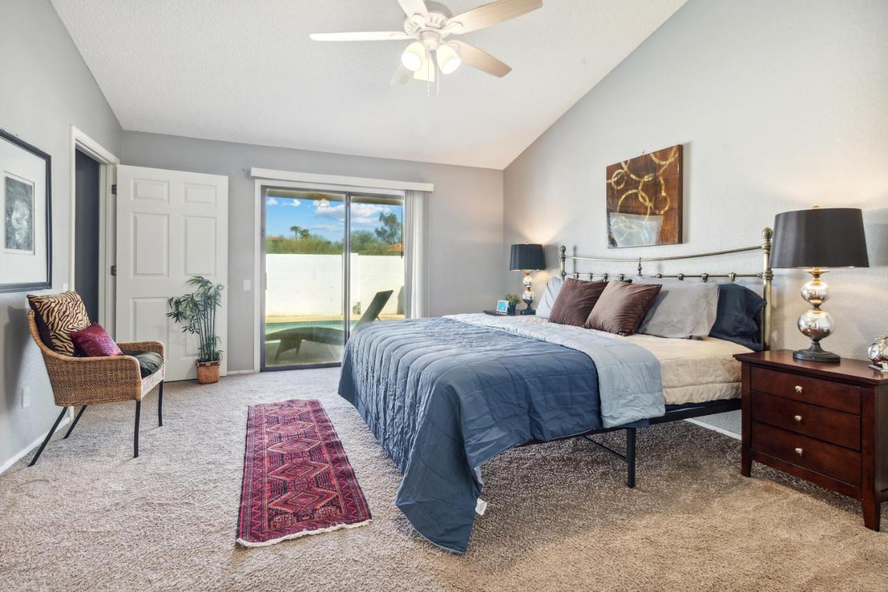 Unique Arizona Style 4-bed Retreat W/ Private Pool Holiday home *