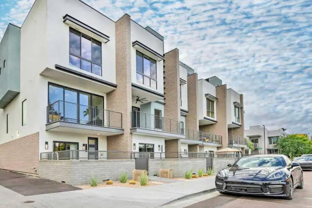 Perfect Friends Escape In Old Town With Pool Access And Roof Deck! *