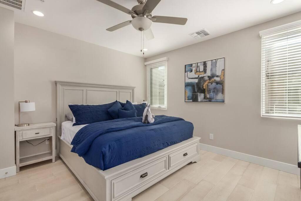 Miller Square 1009 Apartment Scottsdale