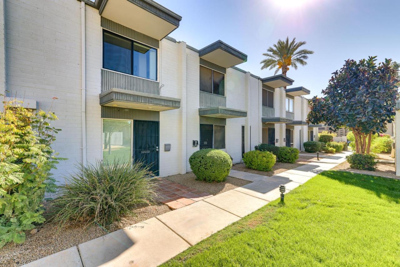 Townhome Furnished Patio And Pool Access