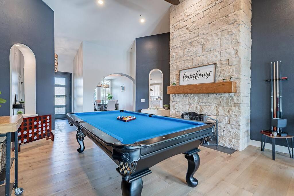 7 Bed Heated Pool And Golf Apartment Scottsdale