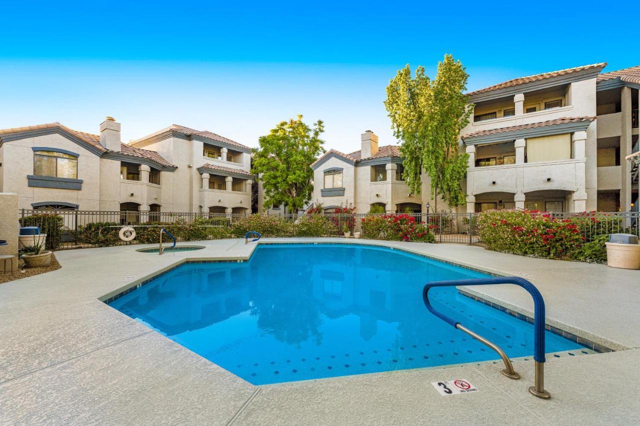 Thompson Peak Retreat Unit 1073 * Scottsdale