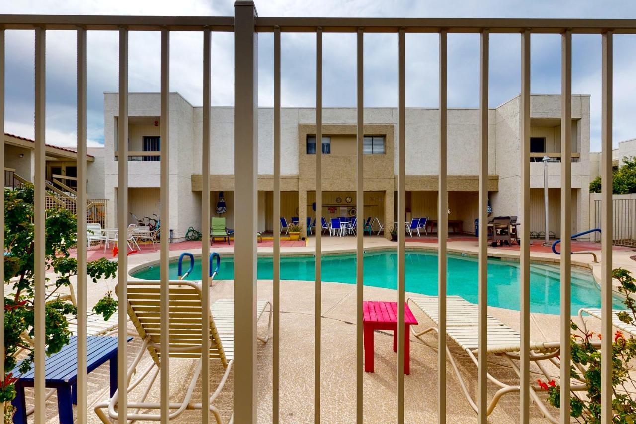 Golden Oasis, Unit #110 Apartment