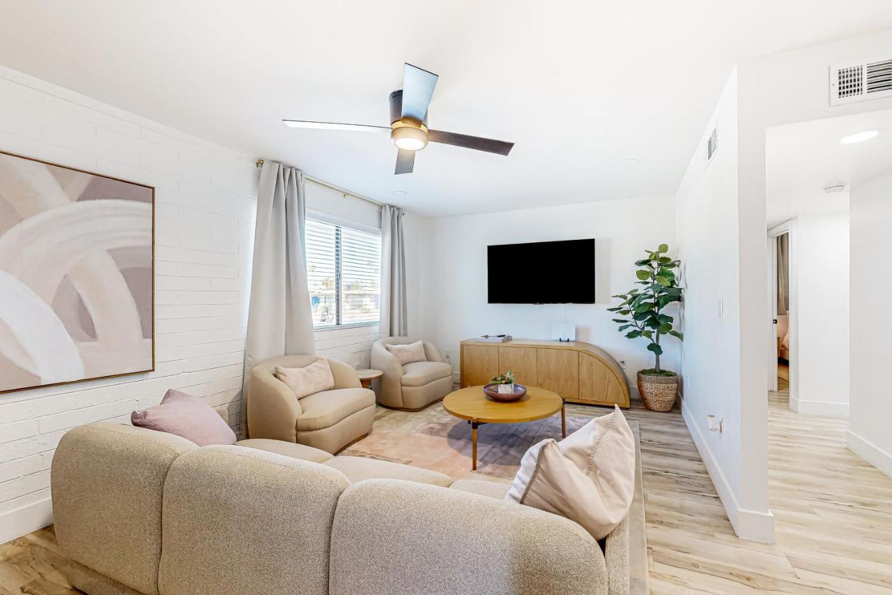Blush Breeze Retreat Apartment *