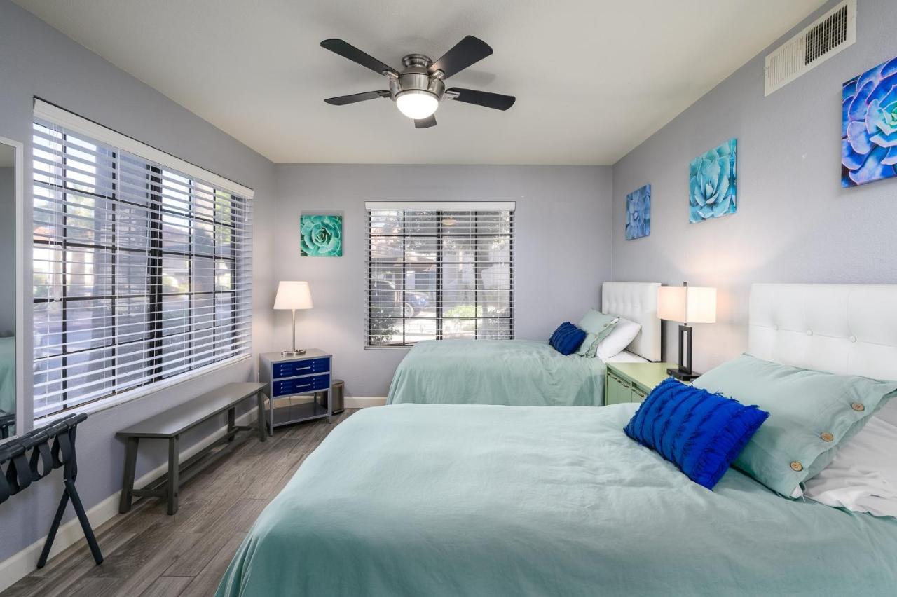Capri Apartment Scottsdale