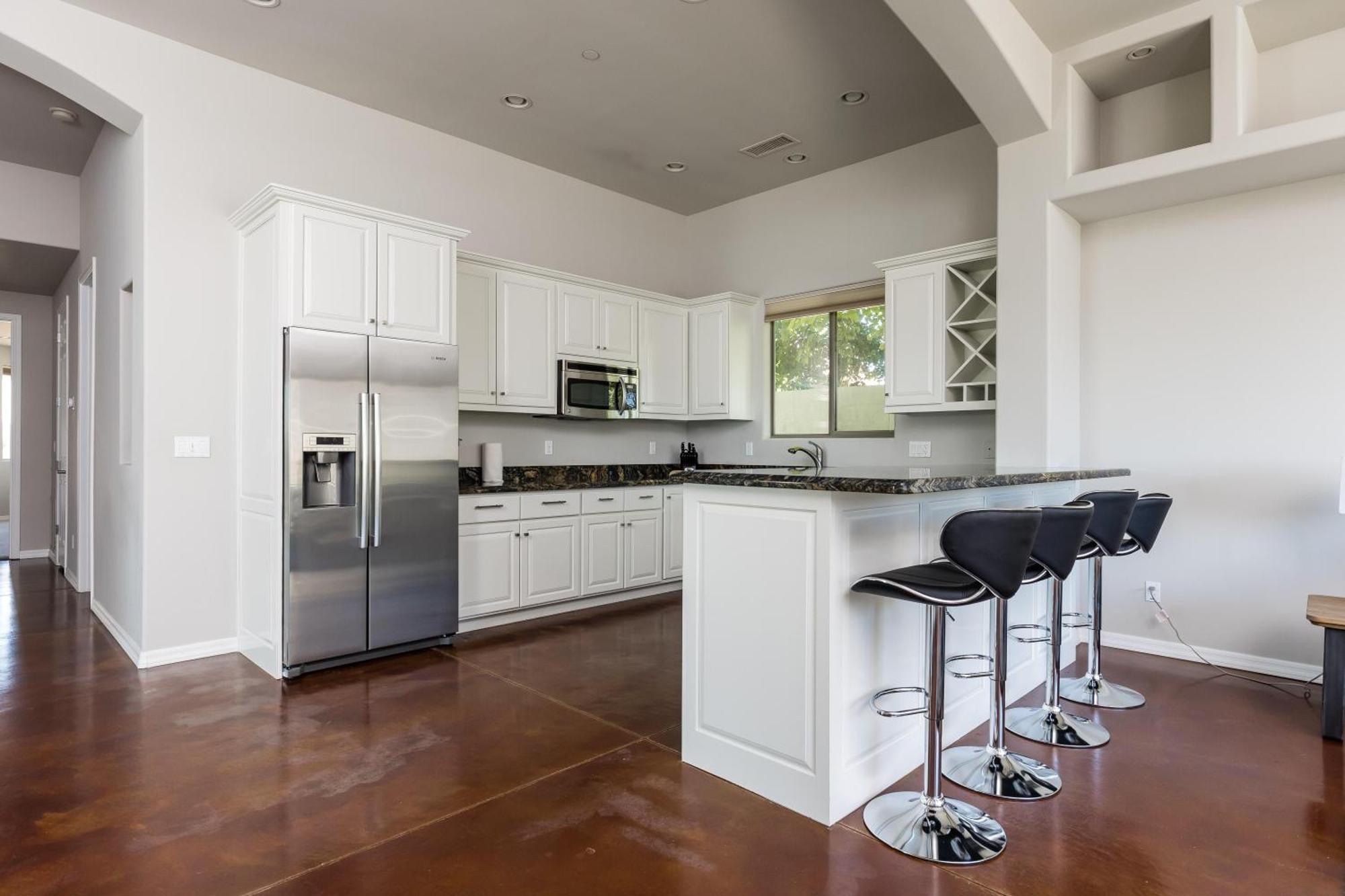 Luxury Mountain Estate-pool-spa-bbq+bar-fire Pit Scottsdale