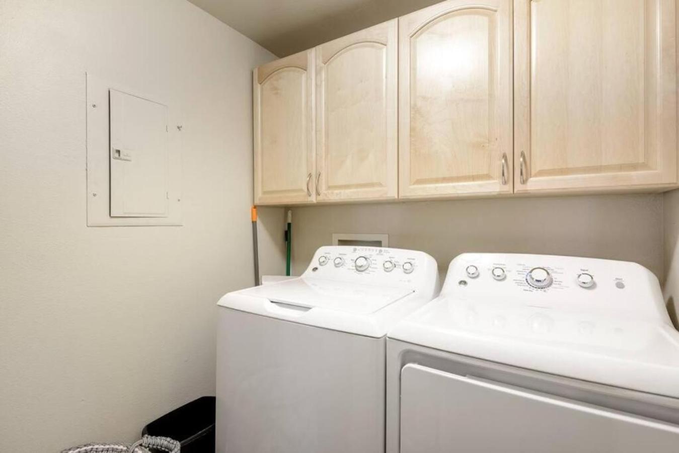 Luxe - Ground Floor Unit! Apartment Scottsdale