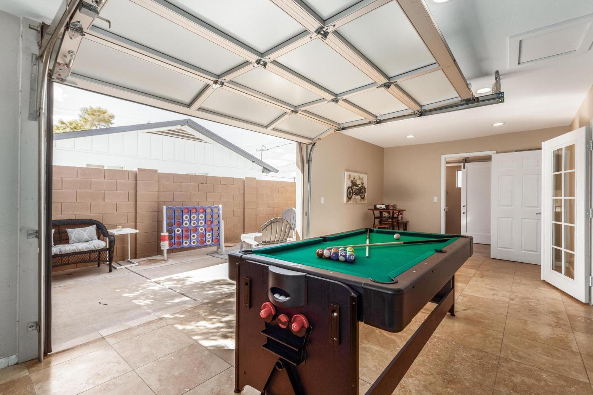 Games Galore - Old Town - Pool & Golf Holiday home Scottsdale