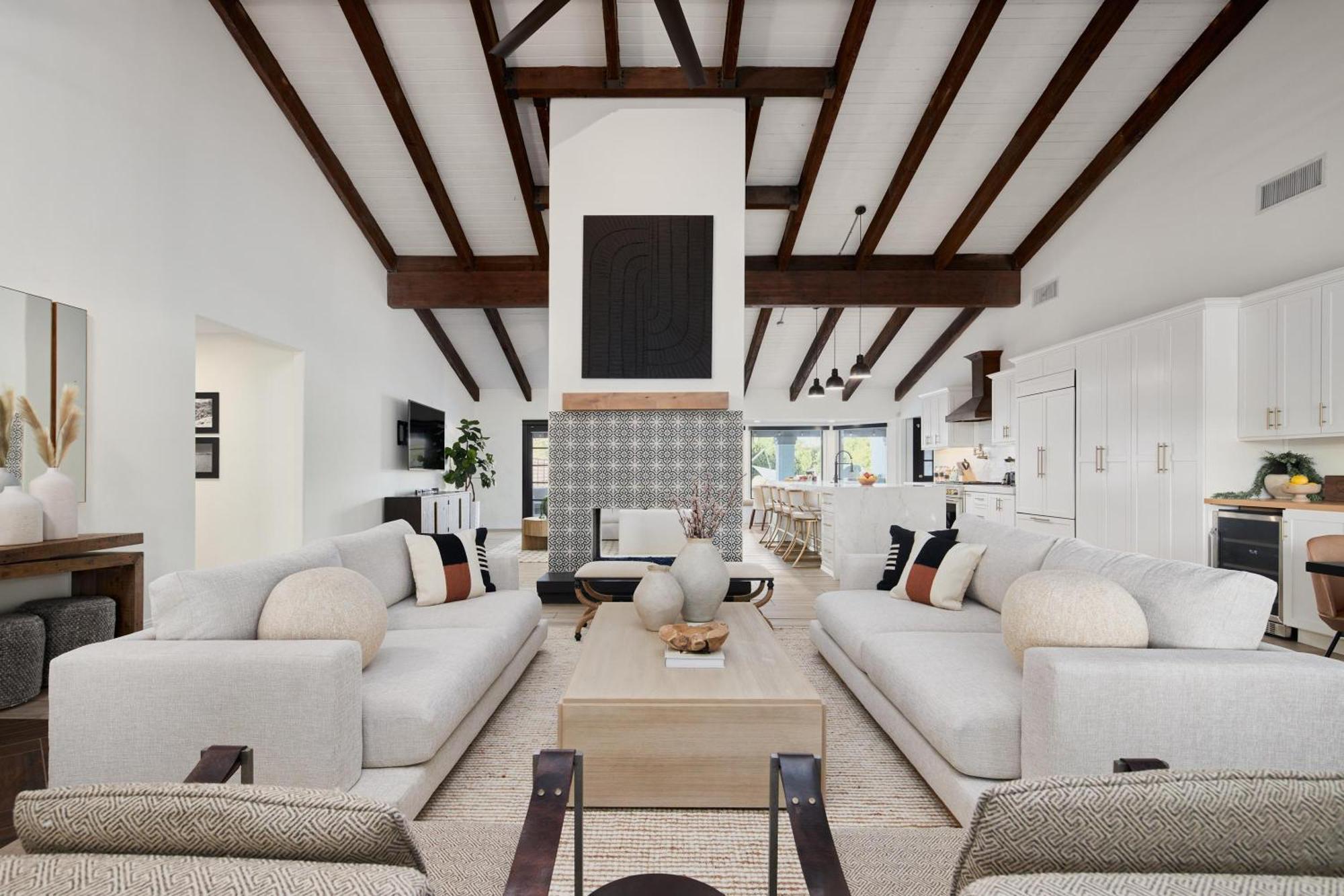 Fresh Of - Pool/spa&sports Court Scottsdale