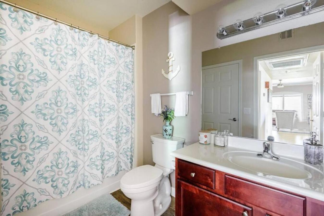 Luxe - Ground Floor Unit! * Scottsdale