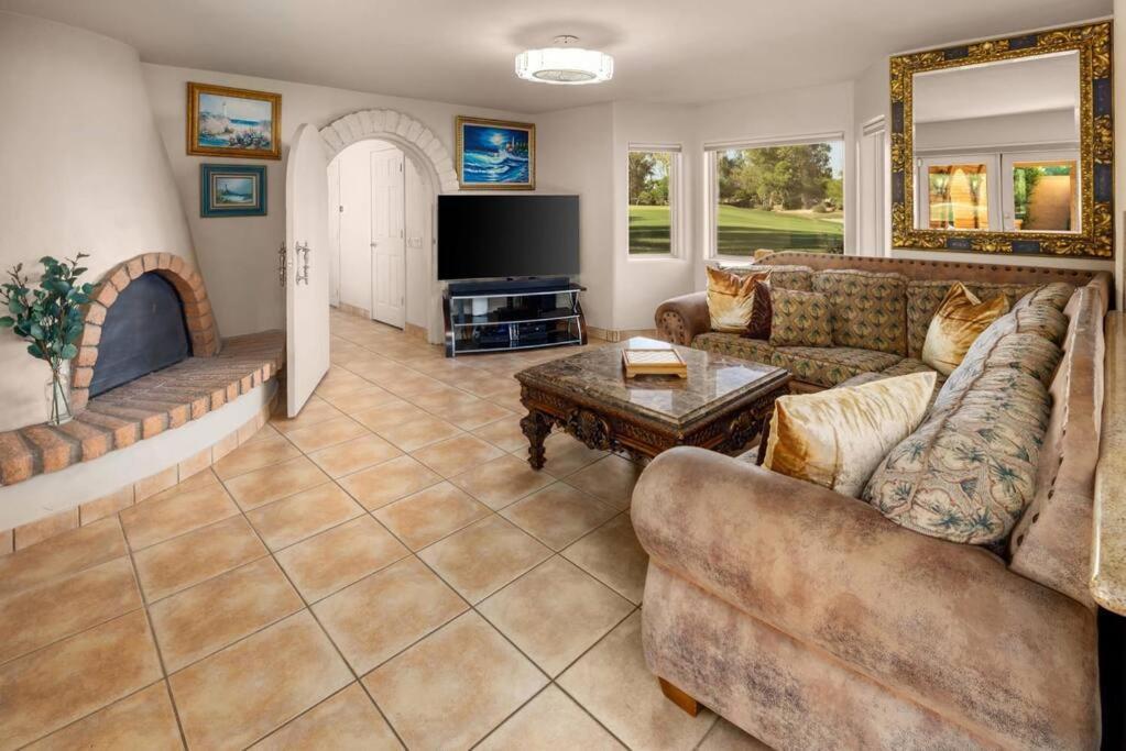 Ethereal Corner Ritz Carlton Grand Estate Golf Mountains Jacuzzi Sauna Theater Gym * Scottsdale