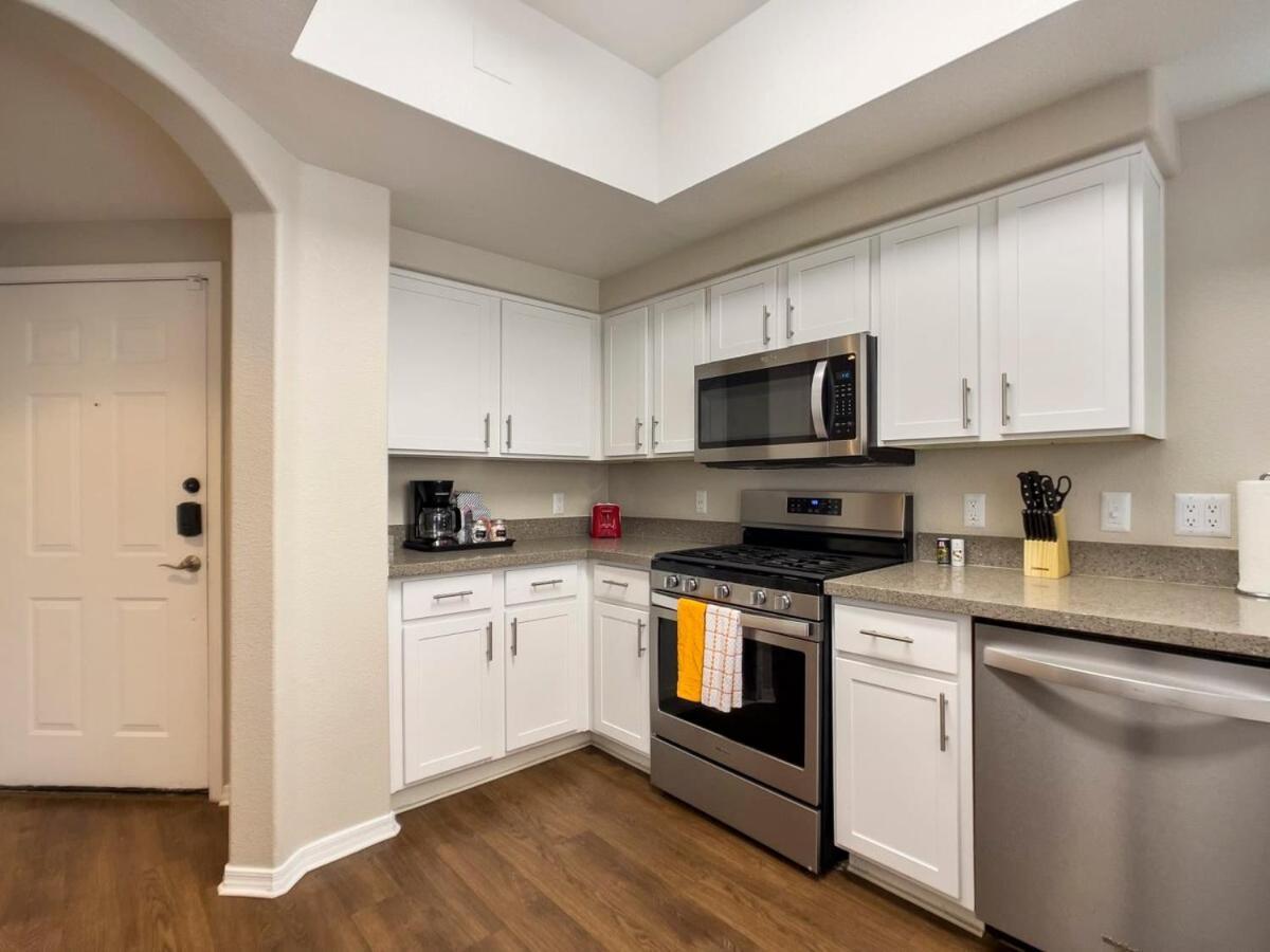 Kierland Commons Cozysuites With Heated Pool, Gym! *