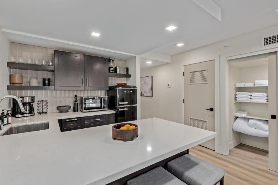 Lux At Craftsman - Heart Of Old Town 1 Holiday home