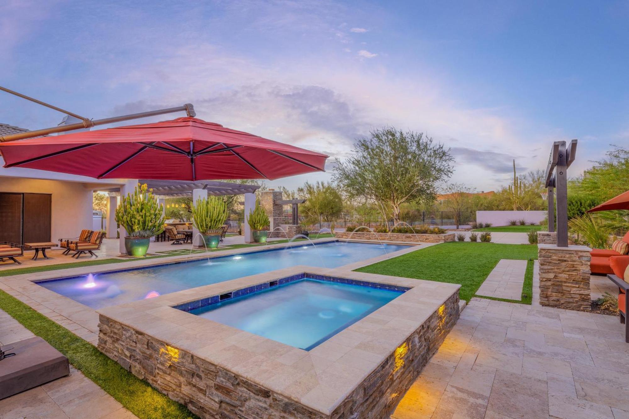 Luxury Estate, Heated Pool, Spa, Game Room, Villa Scottsdale