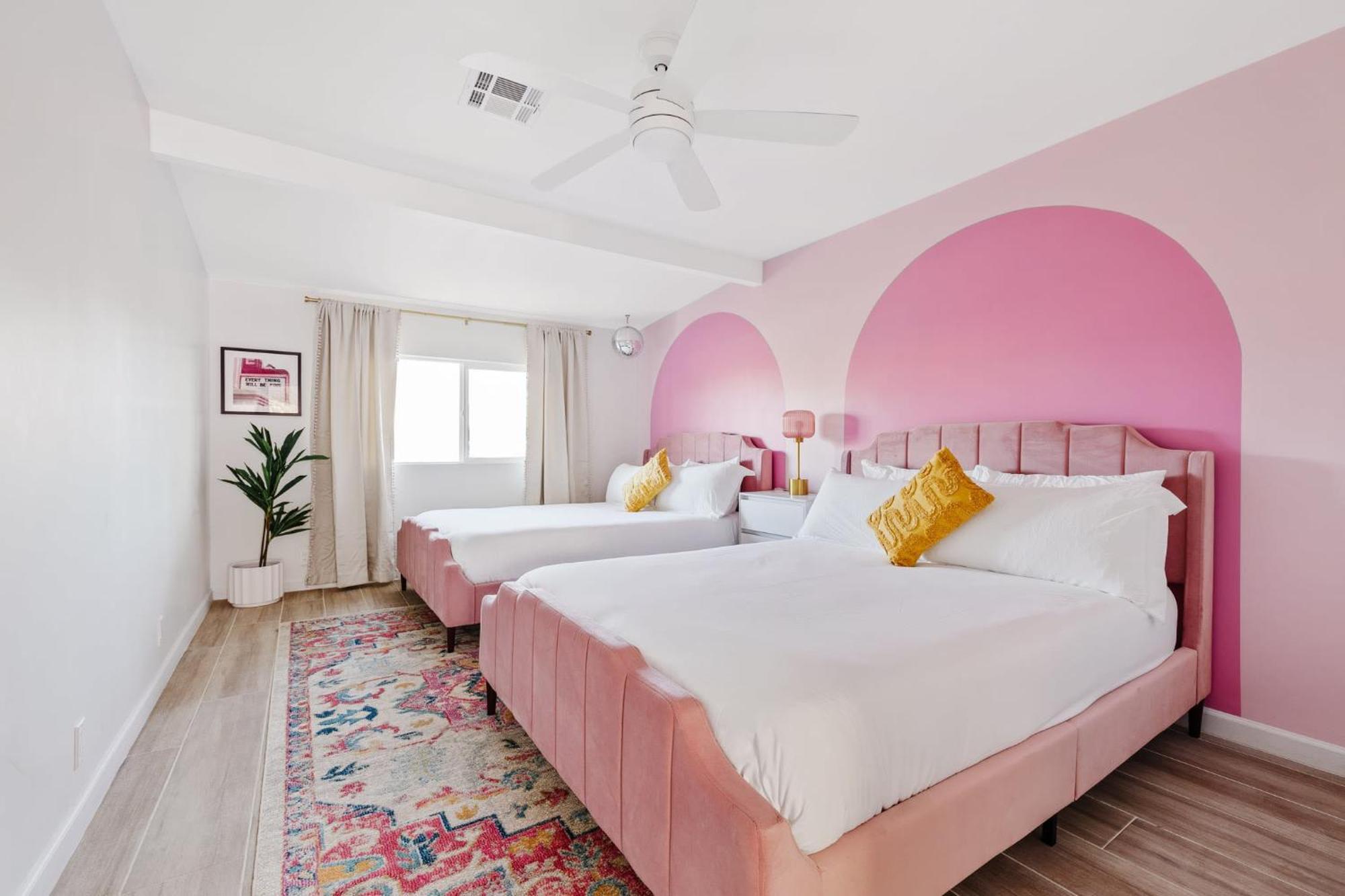 Bachelorette! Fire Pit+heated Pool+3mi To Old Town Holiday home *
