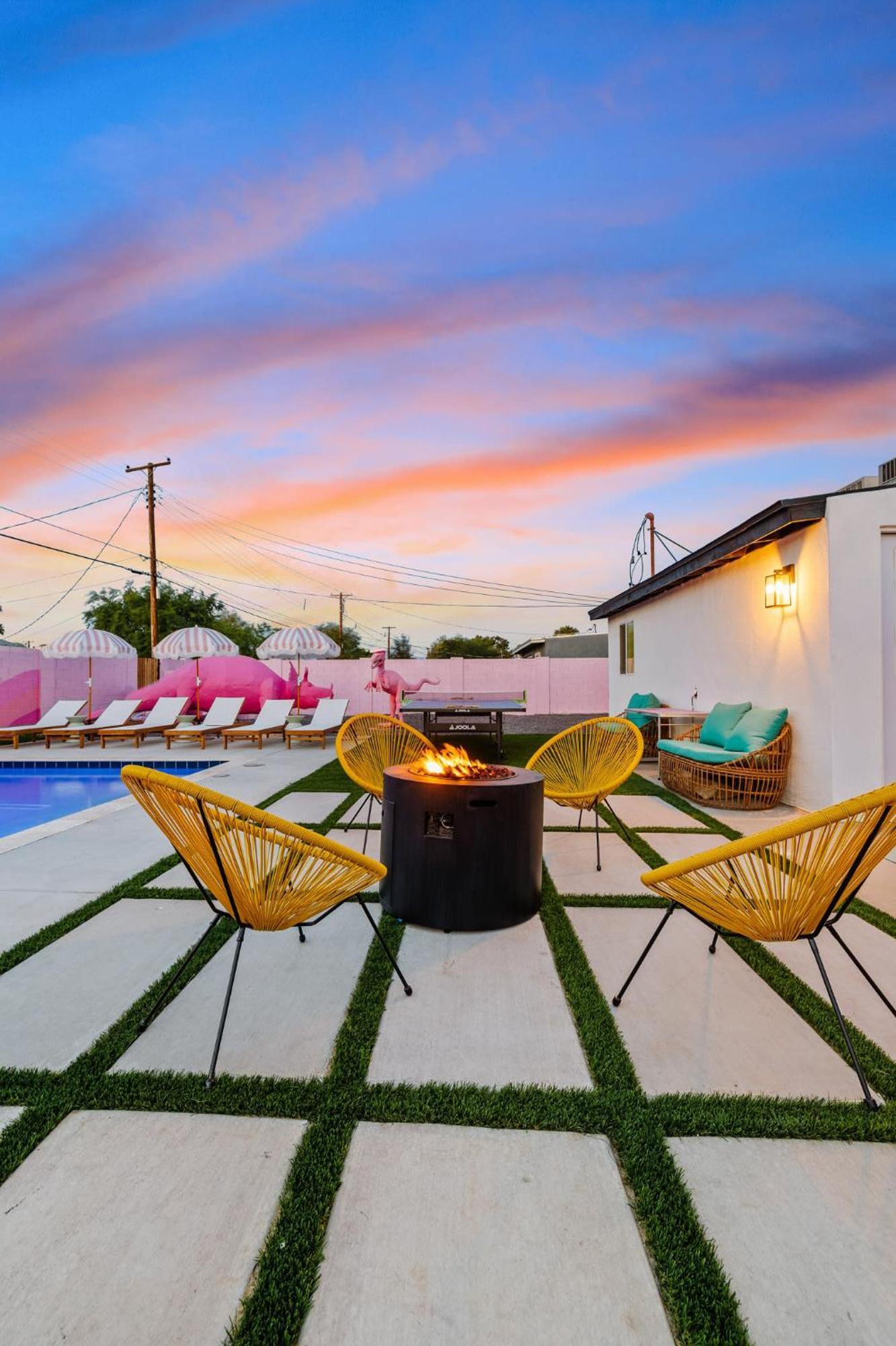 Bachelorette! Fire Pit+heated Pool+3mi To Old Town *