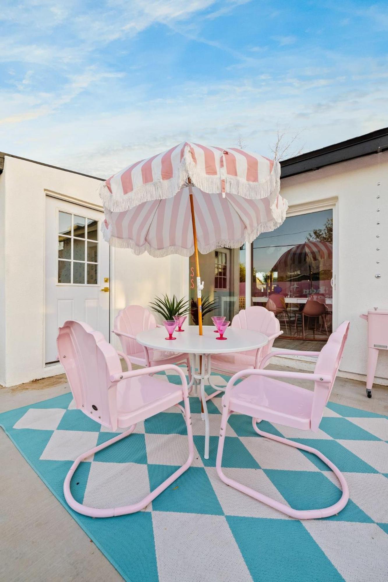 Holiday home Bachelorette! Fire Pit+heated Pool+3mi To Old Town