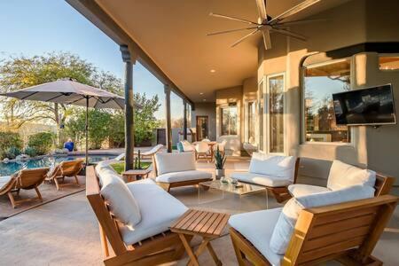Ultimate Vacation Retreat *