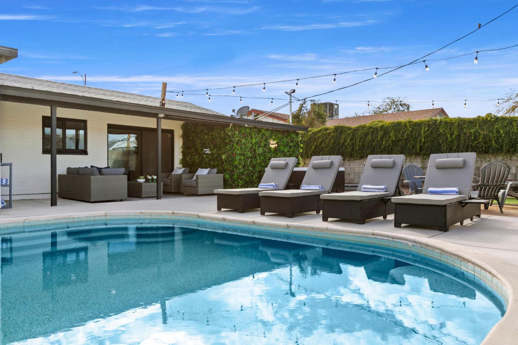 Holiday home New Hottub Pool Greatroom 5bd Sleep14 Scottsdale