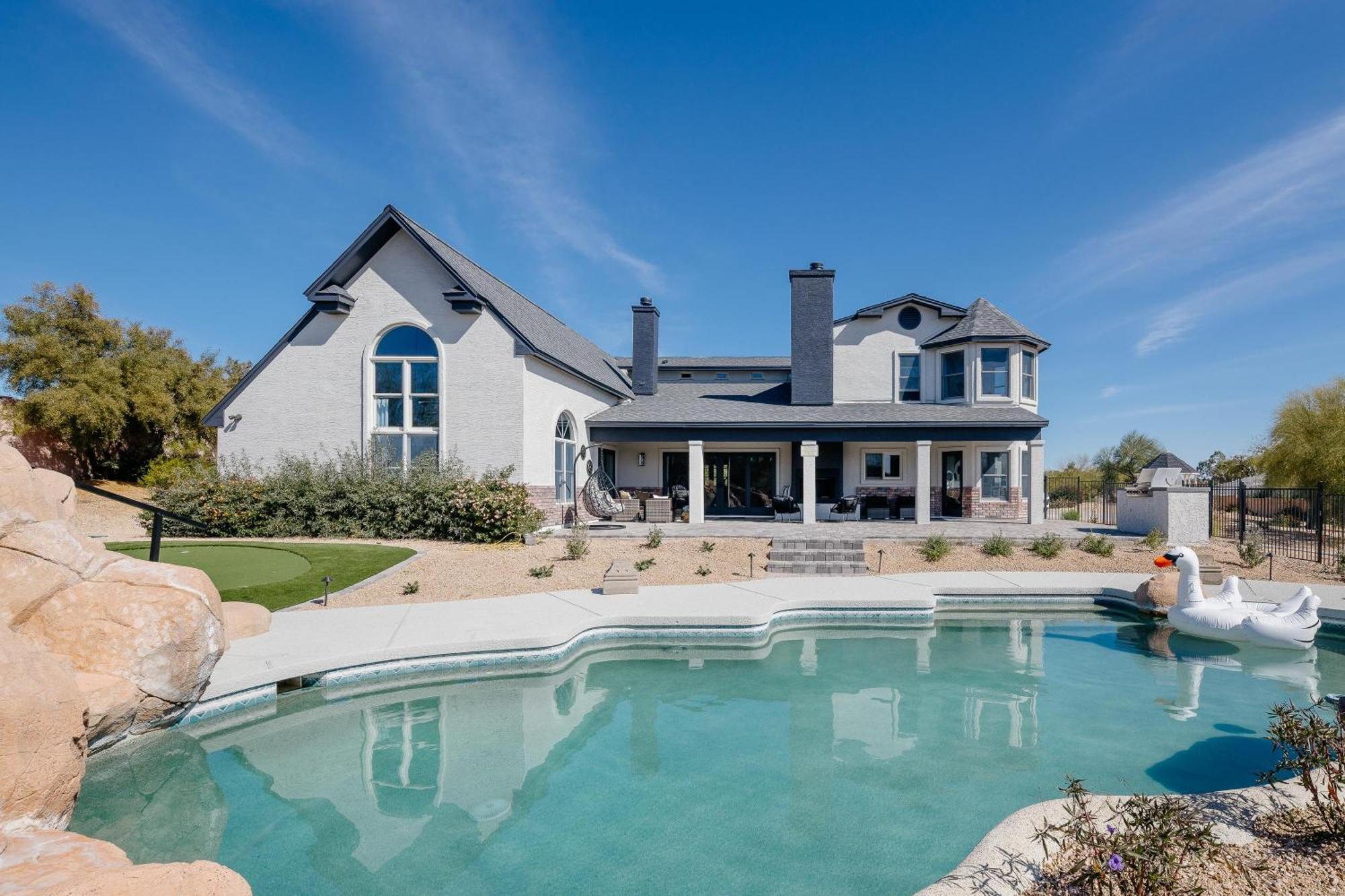 Majestic Mountain Mansion-pool -spa & Scottsdale