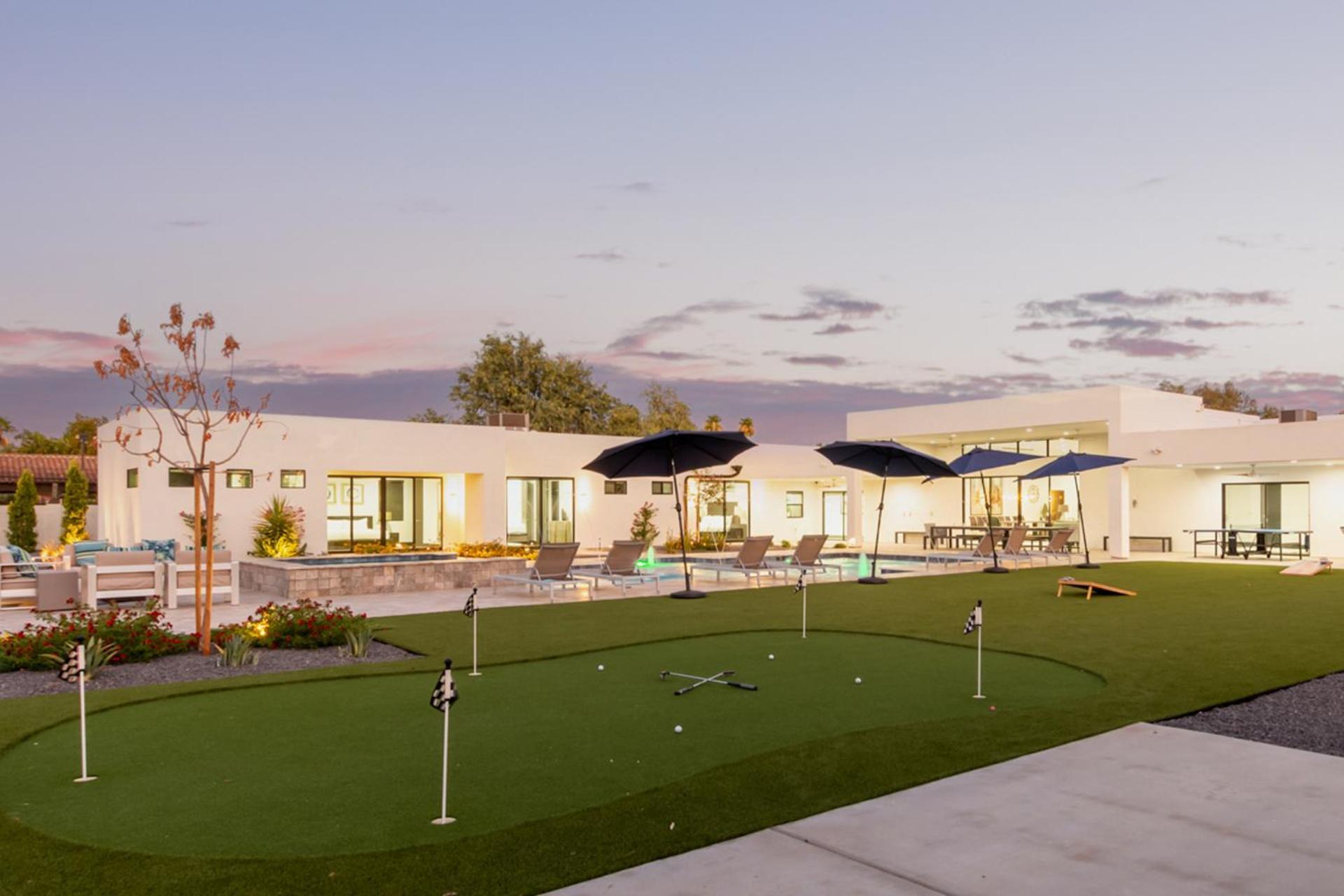 Luxe - Modern Mansion - Private Scottsdale