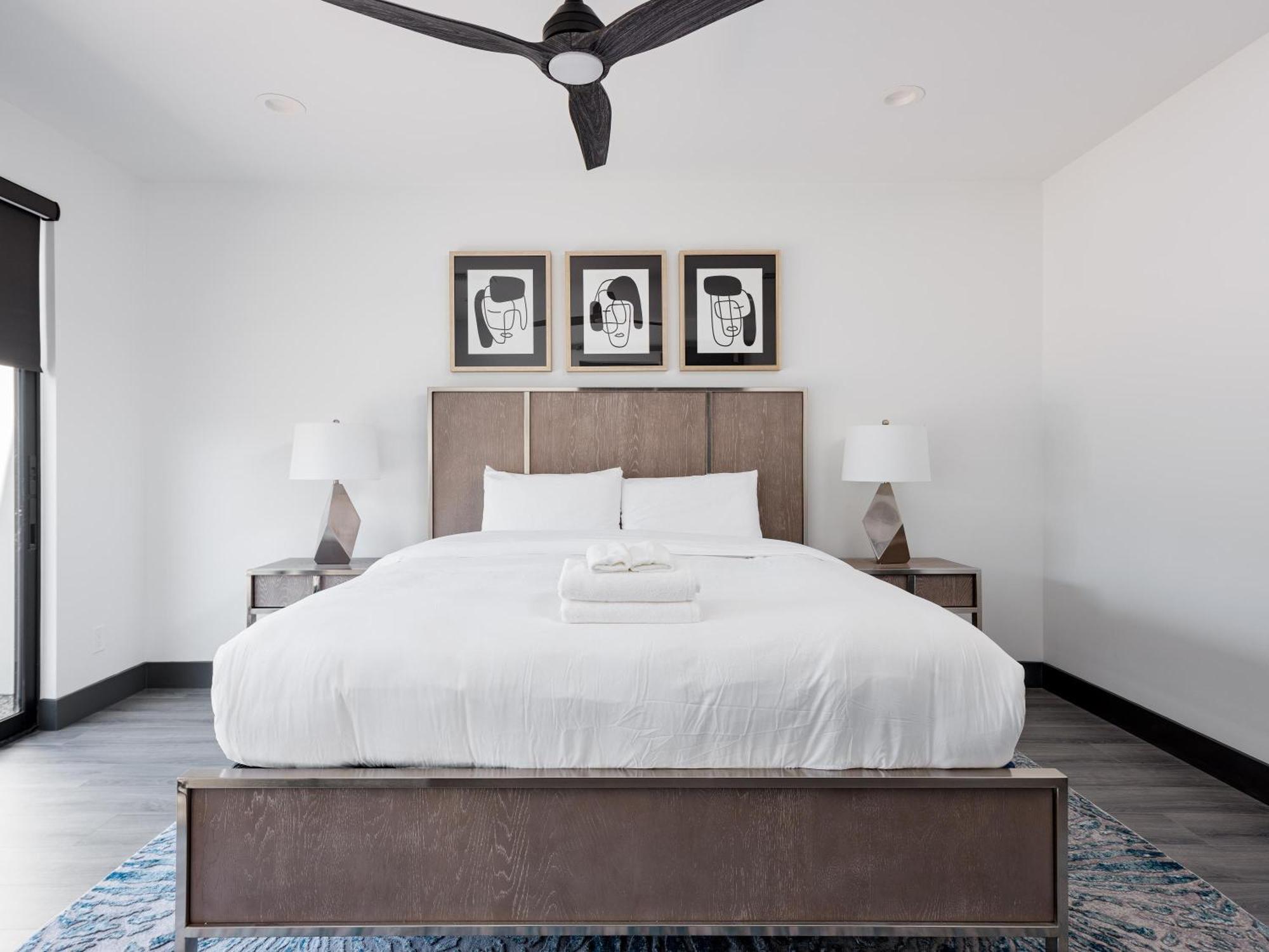 Luxe - Modern Mansion - Private Scottsdale