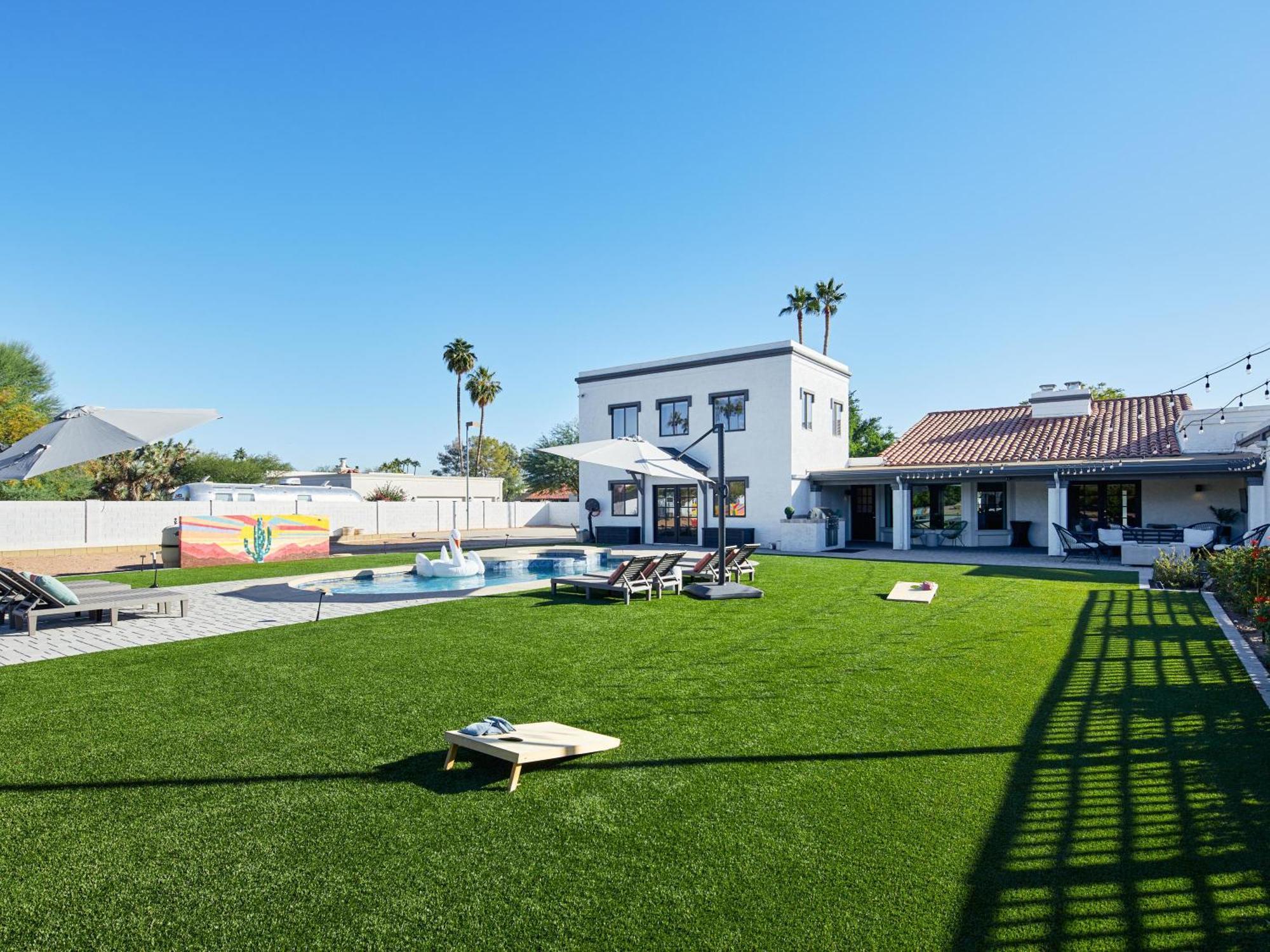 Fresh Of - Pool/spa&sports Court Scottsdale