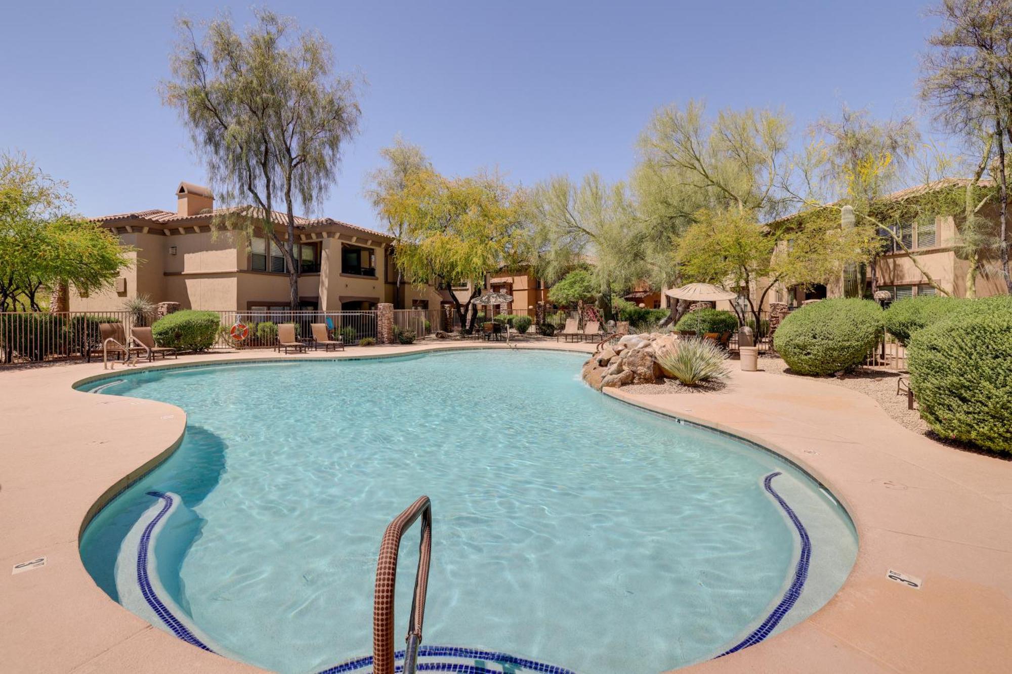 Quiet With Pool Access, 4 Mi To Tpc *