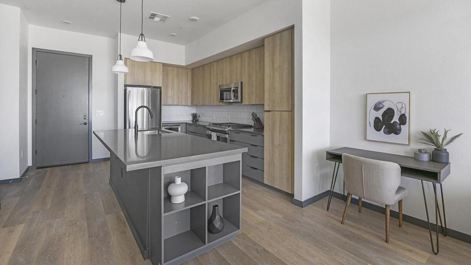 Landing Modern With Amazing Amenities * Scottsdale