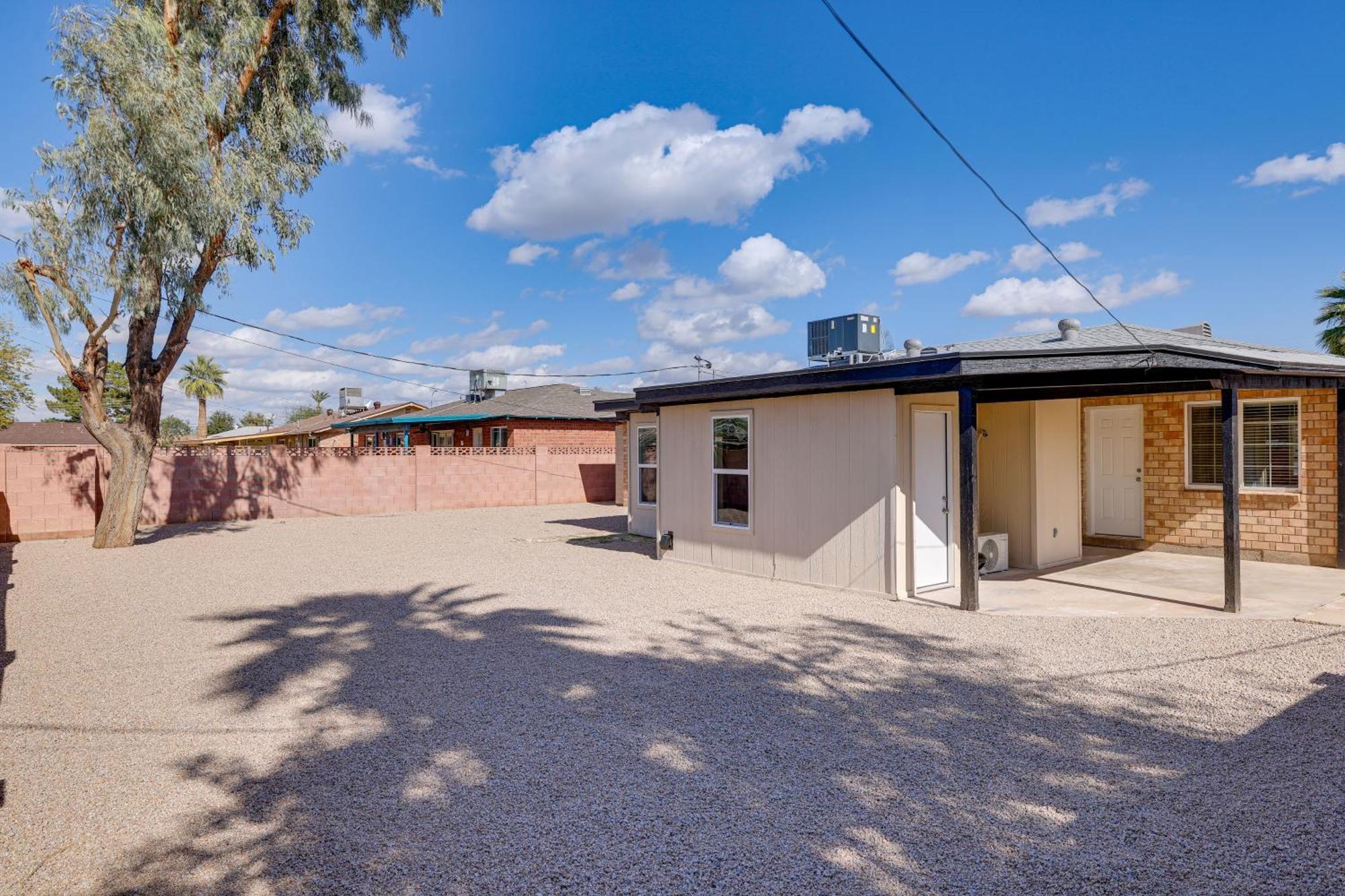 Holiday home With Game About 3 Mi To Old Town!