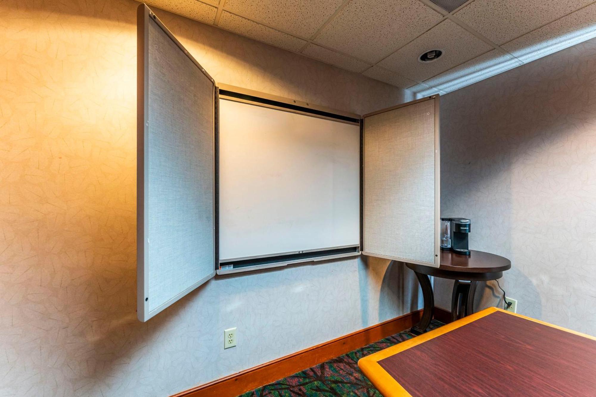 Metro Promo 1 Bd 1 Apartment