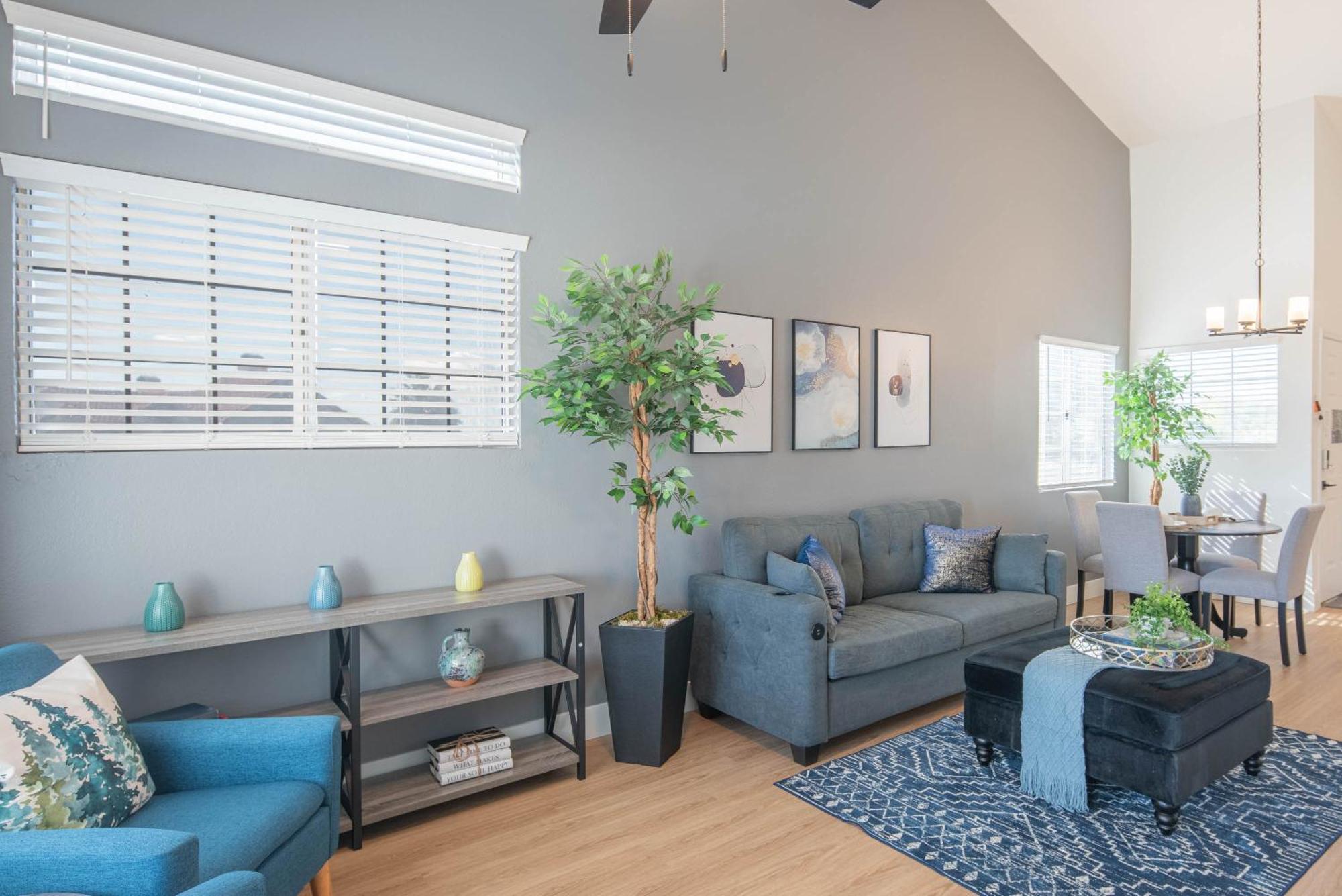 Steps Away To Tpc Golf & Min To Shopping District-h2057 * Scottsdale