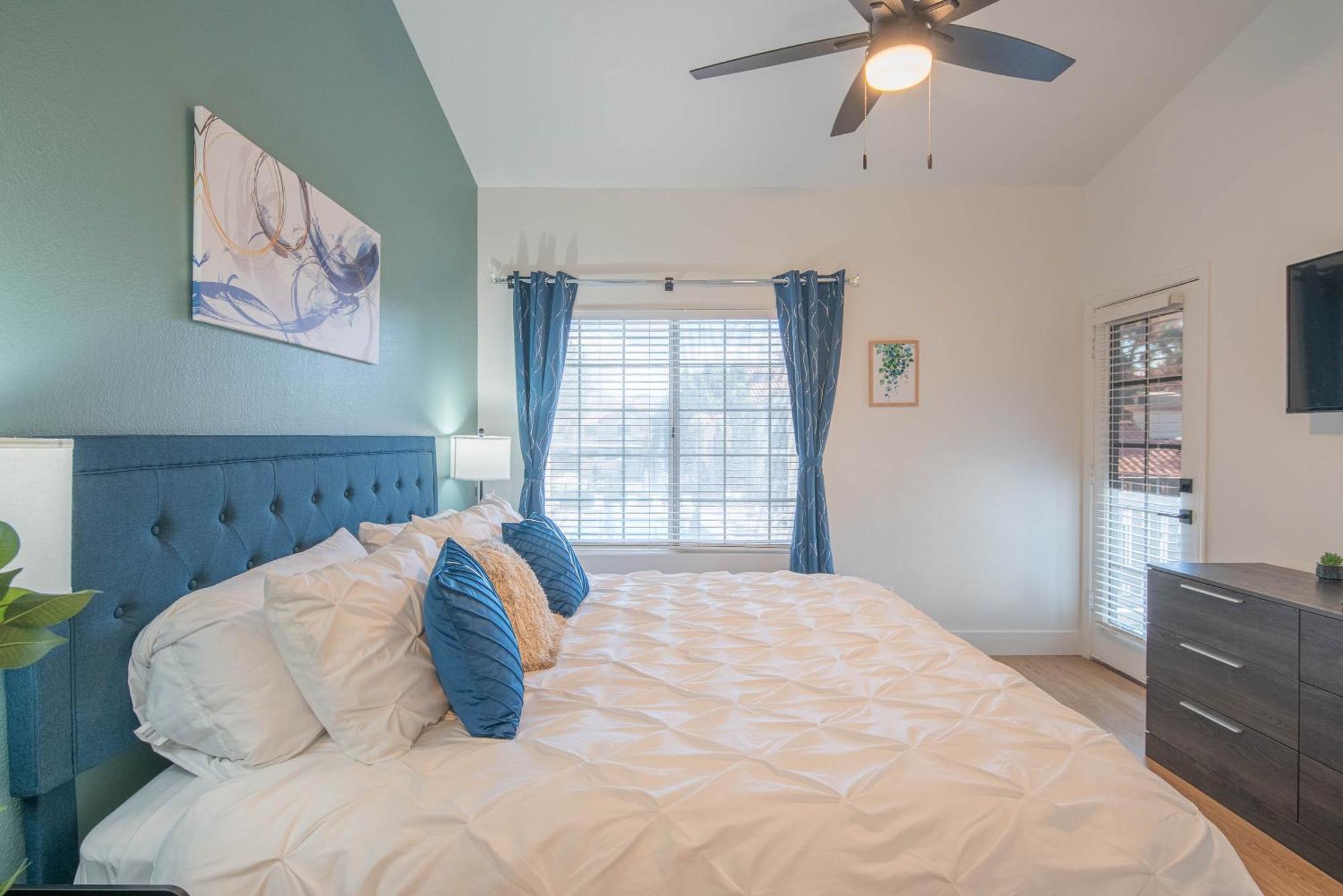 Apartment Steps Away To Tpc Golf & Min To Shopping District-h2057 *