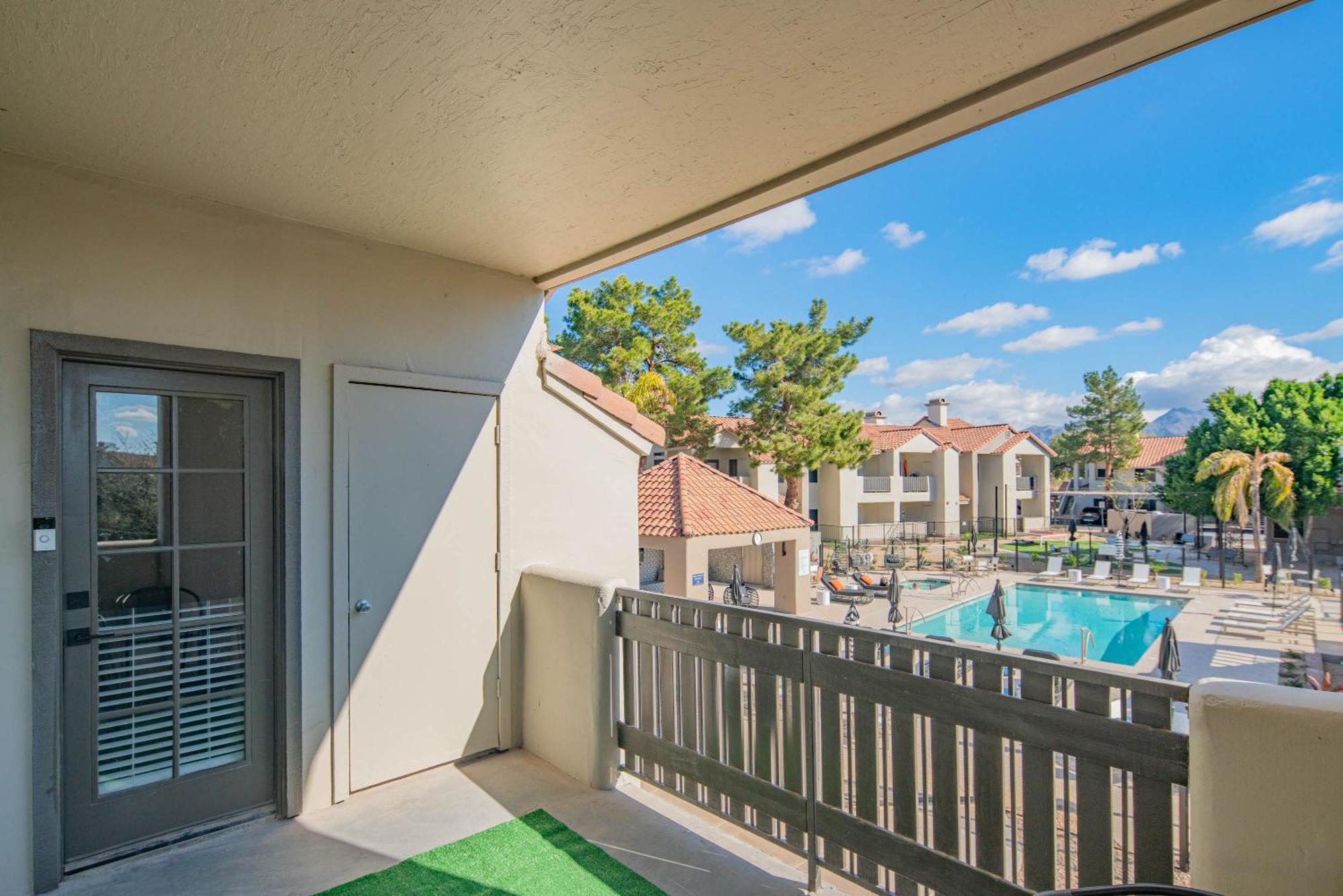 Apartment Steps Away To Tpc Golf & Min To Shopping District-h2057