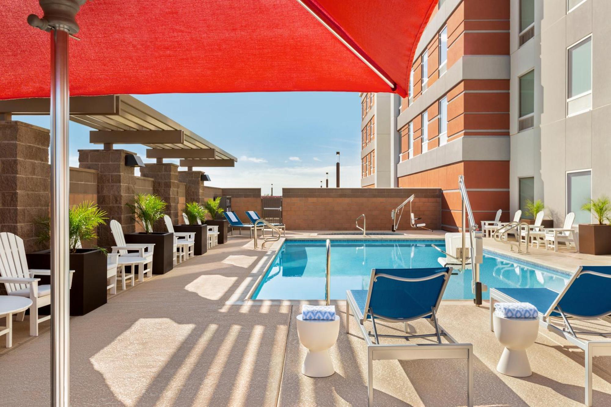Tru By Hilton Salt River Hotel