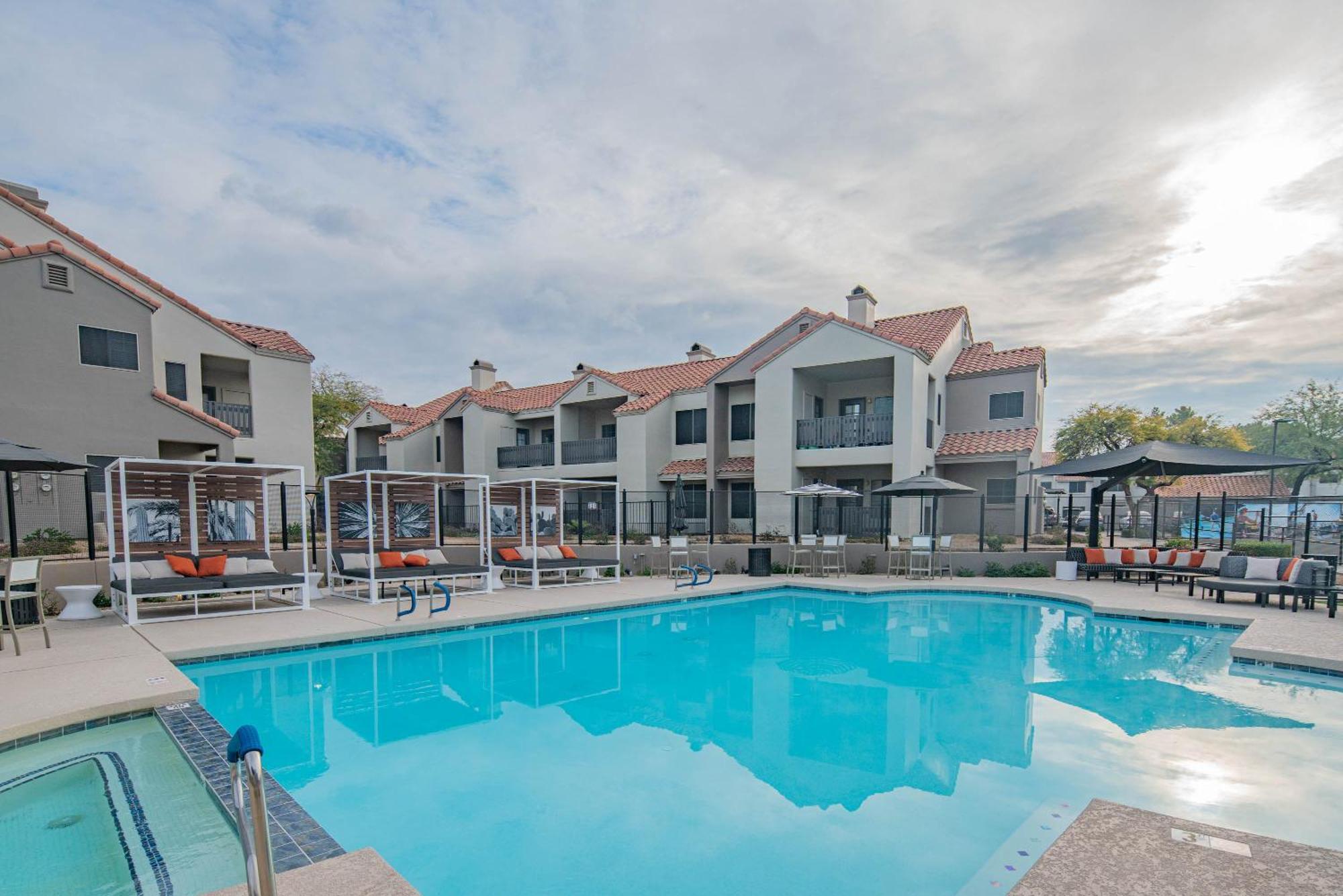 Apartment Steps Away To Tpc Golf & Min To Shopping District-h2057 *