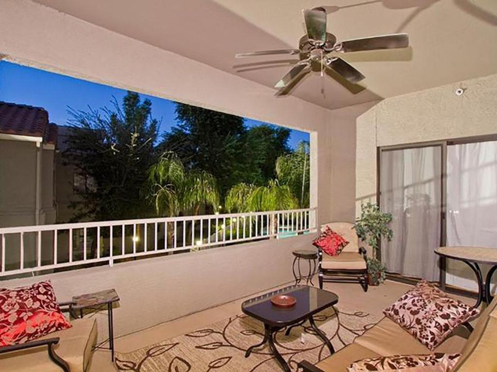 Apartment Location, Heated Pool, Bbq, Hot Tub,