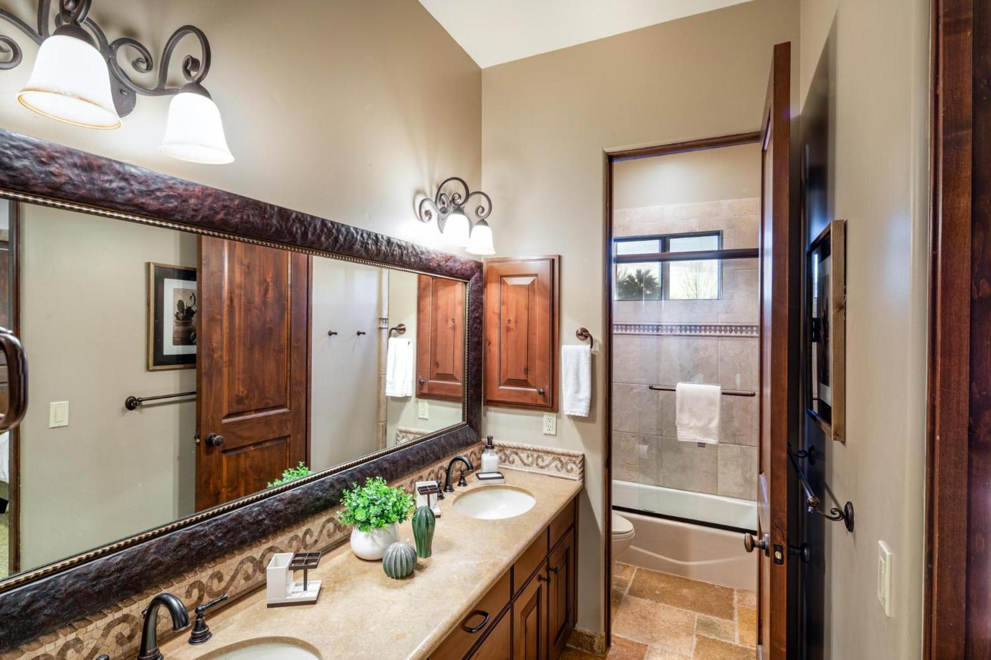 Luxury Estate, Heated Pool, Spa, Game Room, *