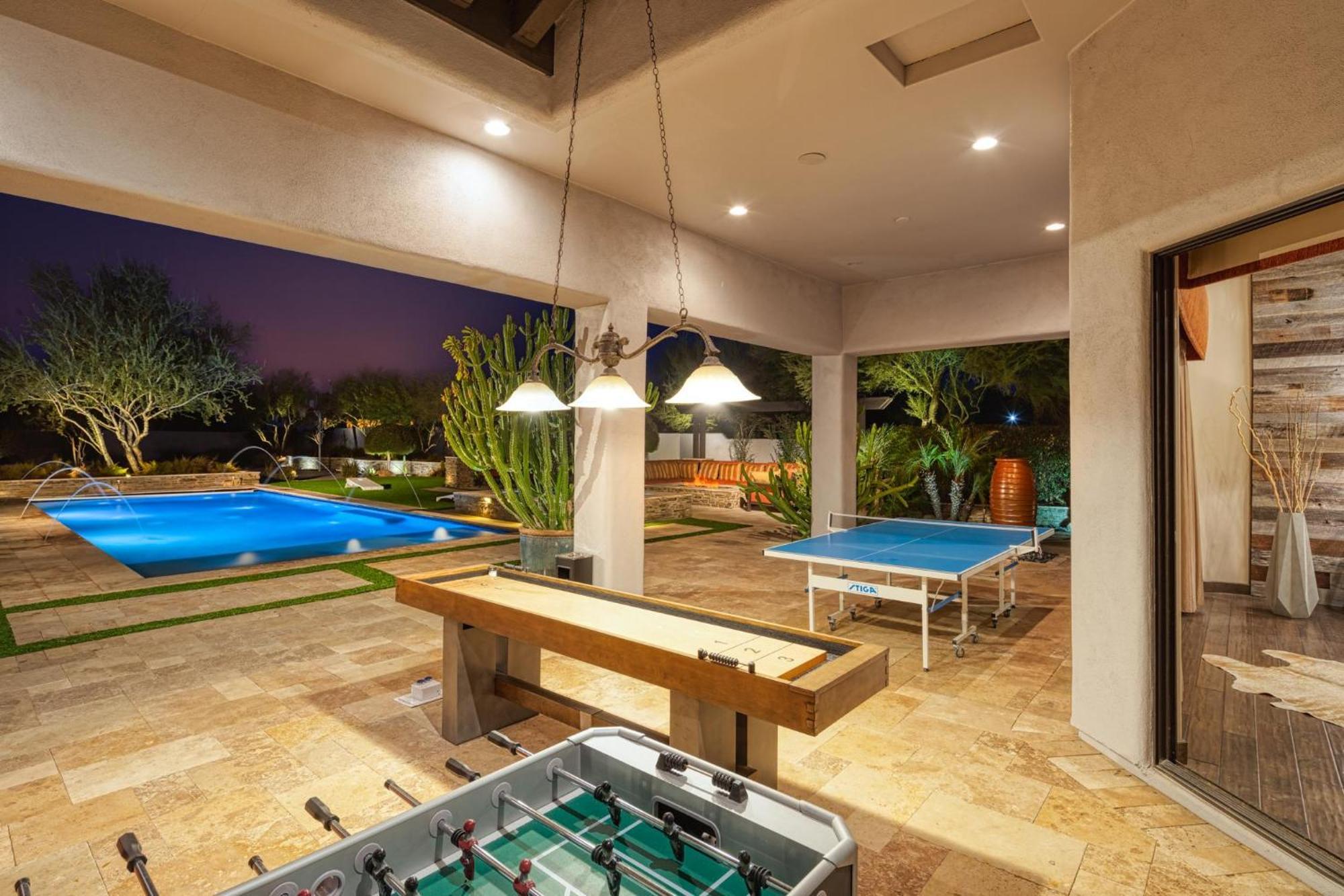 Luxury Estate, Heated Pool, Spa, Game Room, *