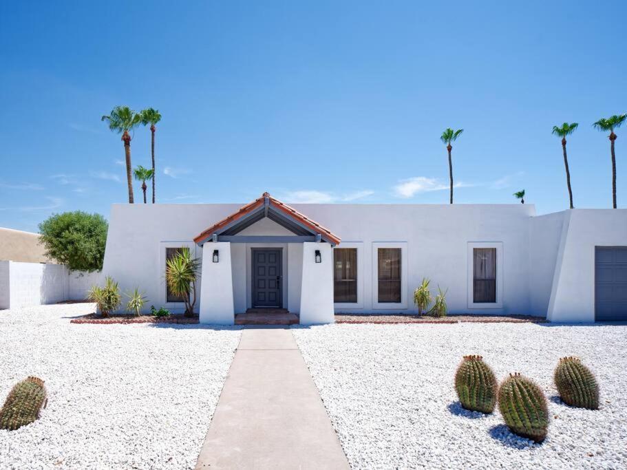 Mykonos~scottsdale Getaway * Scottsdale