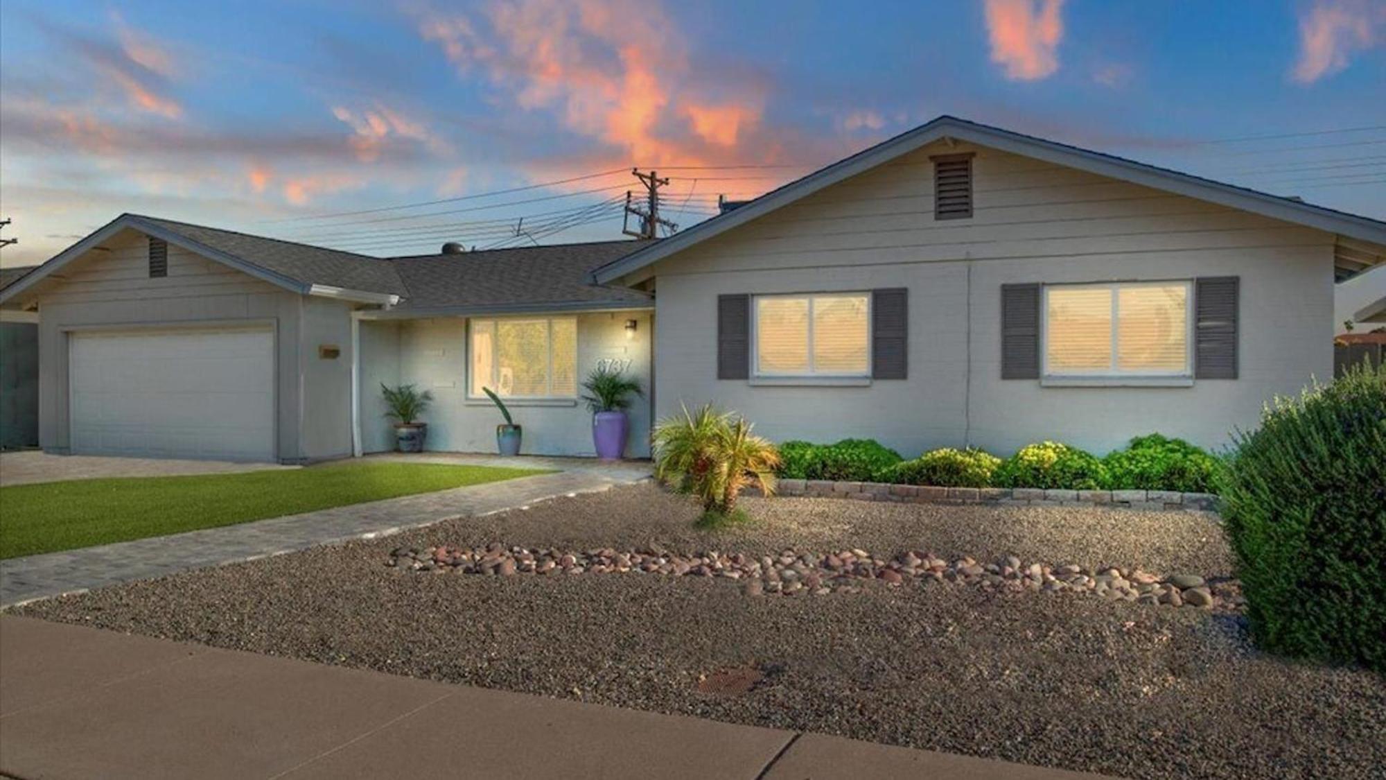 Amazing 4-bdrm Wbackyard Paradise In Scottsdale