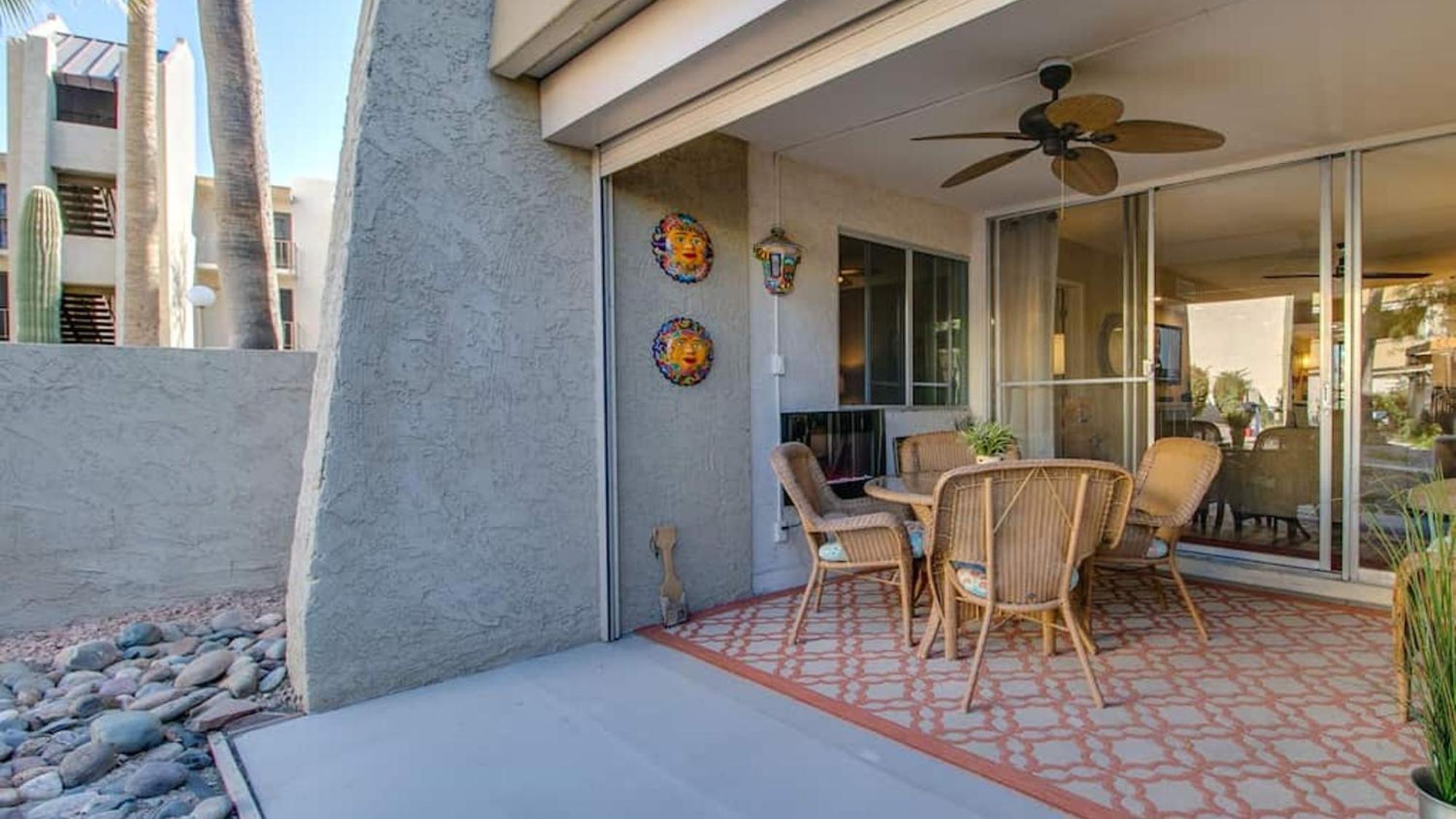 Cozy 2-bdrm In Heart Of Old Town Scottsdale