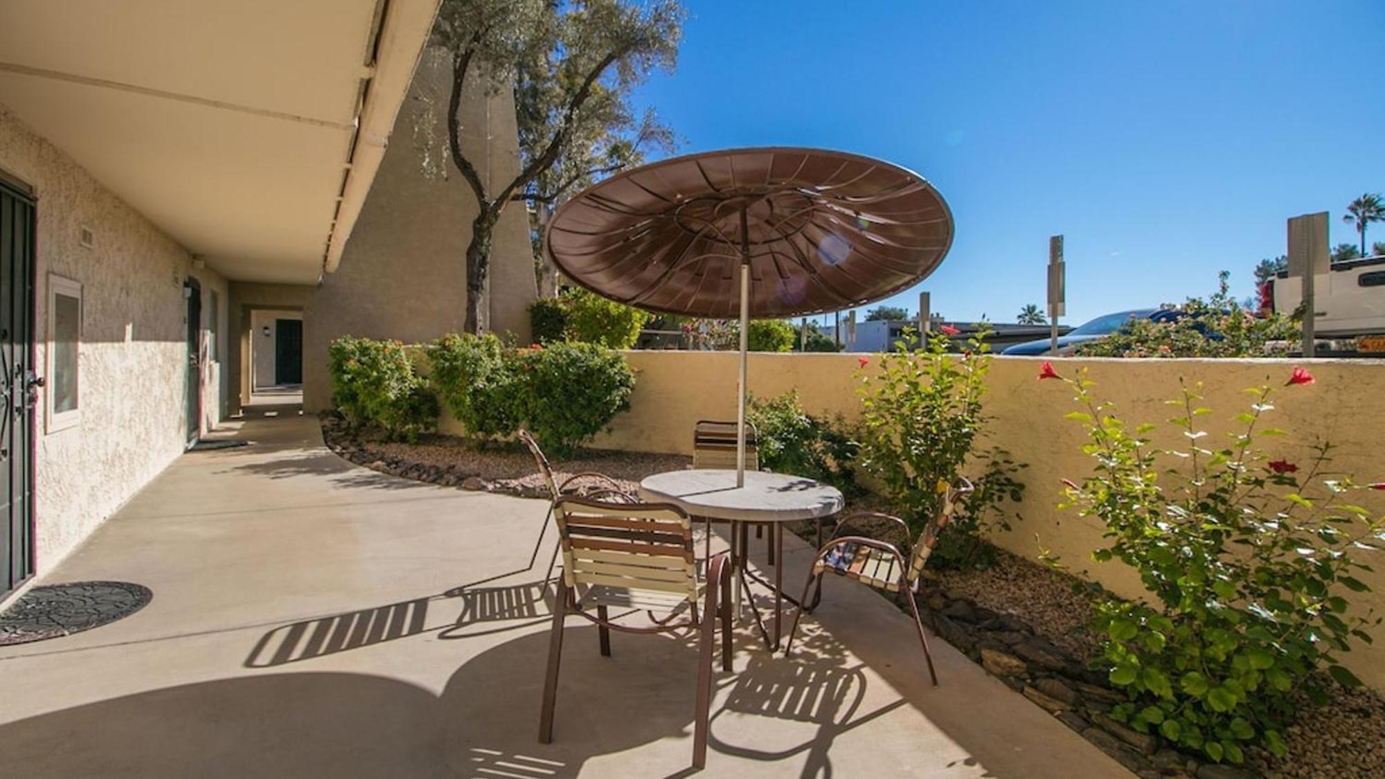 Cozy 2-bdrm In Heart Of Old Town
